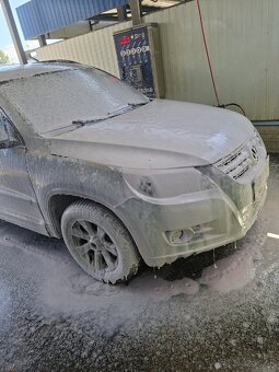 PREDÁM VOLKSWAGEN TIGUAN 2.0TDi 103kW - 2