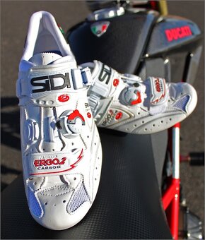 Prilby+Tretry Sidi-Shimano+Navleky - 2