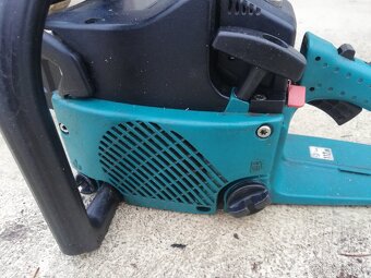 Motorová píla Makita DCS 33 - 2