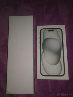 iPhone 15 a Apple Watch Series 9 - 2