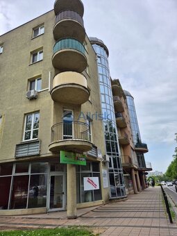Na prenájom obchodné priestory pre Vaše podnikanie na Hlavne - 2