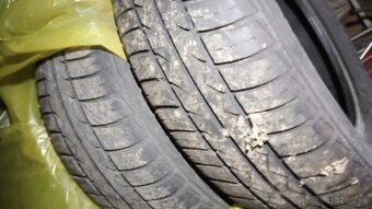 Predám letné pneumatiky 165/70 R14 - 2