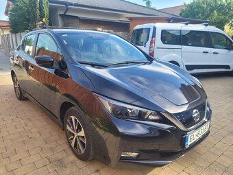 Predám Nissan Leaf elektromobil 40 kWh batéria, 12/2020 - 2