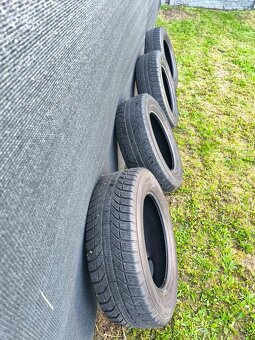 Pneumatiky 215/65 R16 zimné + 2X - 215/65R 16C letné - 2