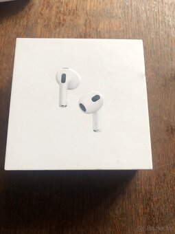 AirPods 3 - 2