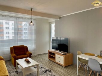 ROOM FOR RENT - 2