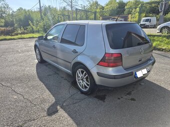Volkswagen Golf 1.4 - 2