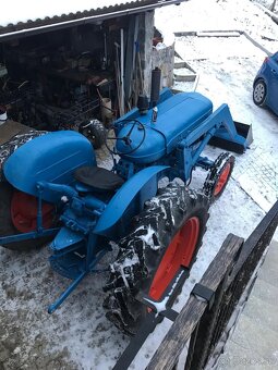 Predam traktor fordson - 2