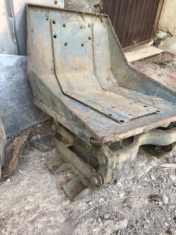 Zetor 4011 sedadlo - 2