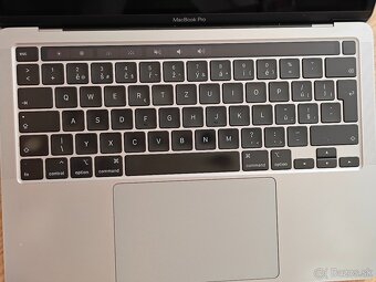 Macbook Pro 13 Touchbar 2020 (4 Thunderbolt porty) - 2