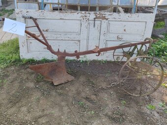 Roľnícke pluhy ,mechanizmy - 2
