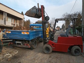 Predám Destu DVHM 3222L s uzávierkou,naklad lopatou,radlicou - 2