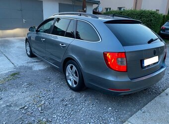 Škoda Superb 1.6 TDI GreenLine Rok výroby: 06/2013 - 2