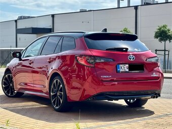 Toyota Corolla Combi TS 2.0 Hybrid Dynamic Force e-CVT GR Sp - 2