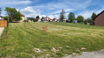PREDAJ-St.pozemok - Vys.Tatry - Štrba - 976 m2 - 2