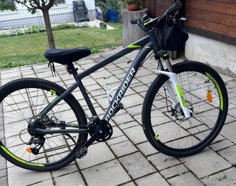 Predám sivý bicykel Rockrider, používaný minimálne - 2