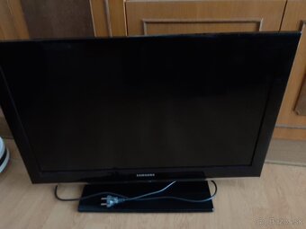 Televizor Samsung LE32C530 - 2