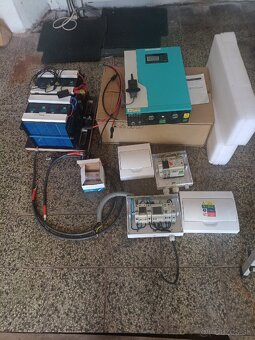 Lifepo4 +menič 24 v 3.5 kw - 2