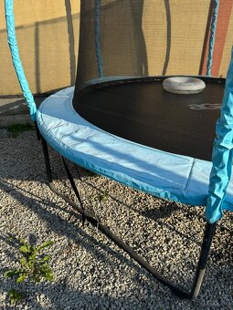 Trampolína 305 cm s vnútornou ochrannou sieťou a schodíkmi - 2