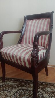 Predám 2  štýlové elegantné kreslá-masívne drevo - 2