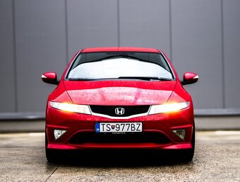 Honda Civic 1,4i-VTEC 73kW - 2