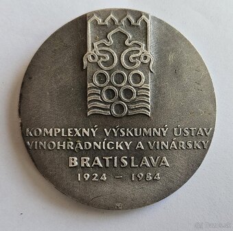 Medaila 1984 vinarsky ustav - 2