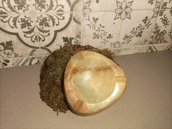 Popolník Zlatý Ónyx - 2