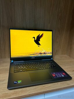 MSI Vector 16 HX A13VHG - 2