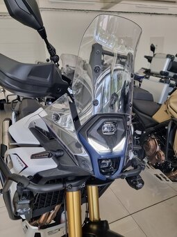 VOGE 800 Rally - 2