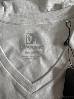 NOVÉ Black Yak Senepol S NOVÉ - 2