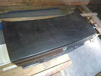 BMW e34 kufor - 2
