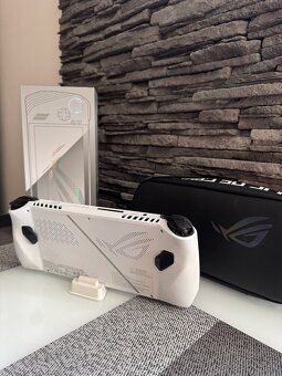 Asus rog ally Z1 extreme + cestovné púzdro - 2