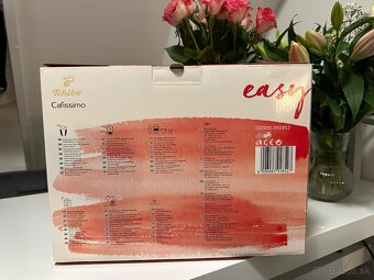 červeny kávovar na kapsuly Tchibo Cafissimo easy - 2