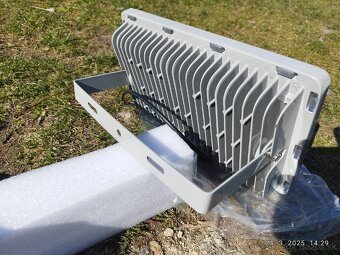 LED reflektor 200w - 2