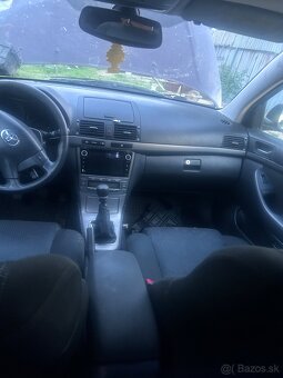 Predám Toyota avensis - 2