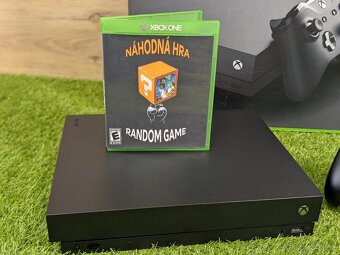 Xbox One X 1TB, 1 ovládač, 1 náhodná hra - 2