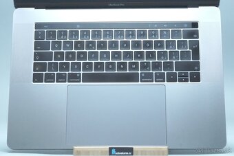 ZÁRUKA/Macbook Pro 15.4" TB/I7 2.9GHZ/16GB RAM/512GB SSD/CZ - 2