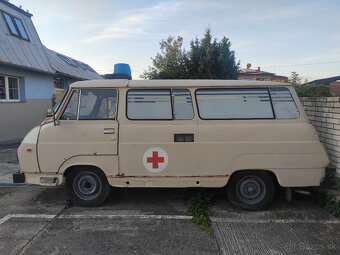 TAZ 1203 Sanitka - 2