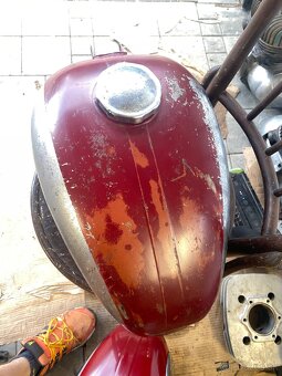 Nádrž Jawa 250/350 panelka kyvačka - 2