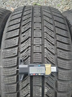 Zimná pneu 245/45 R 18 CONTINENTAL. - 2
