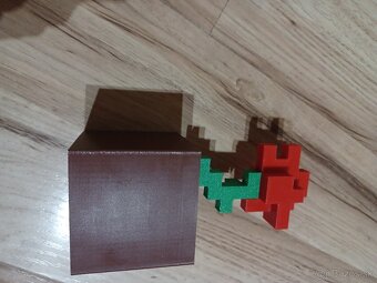 Minecraftová váza s kvietkom - 2