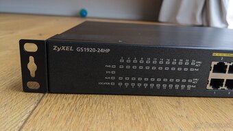 PoE 24p Switch ZyXEL GS1920-24HP - 2