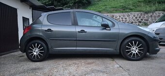 Peugeot 207 1.4 - 2