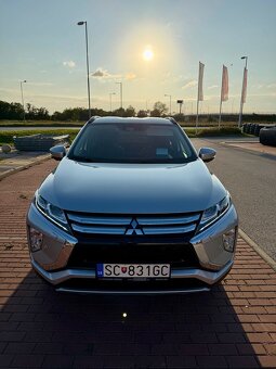 Mitsubishi Eclipse Cross 1.5T Intense CVT 9/2021 TOP výbava - 2