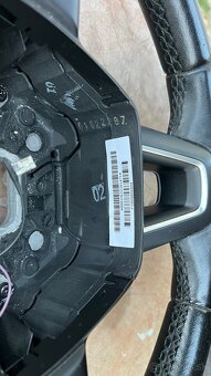 Ford Focus MK3 2017 kozeny volant - 2