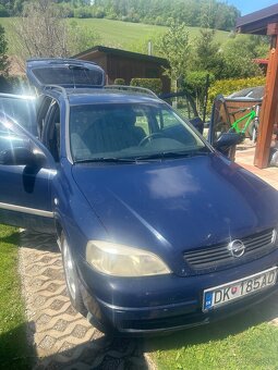 Opel Astra Caravan - 2