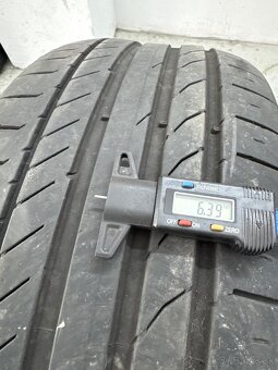 Predám letné 235/50 R18 CONTINENTAL - 2