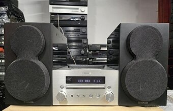 YAMAHA PianoCraft MCR-550 - 2