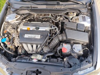 Honda Accord motor k20,rok-2004 - 2