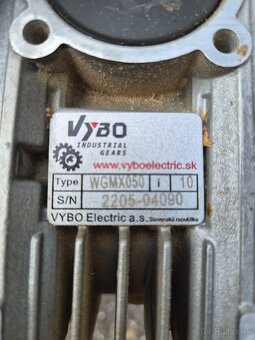 Motor a elektro prevodovka - 2